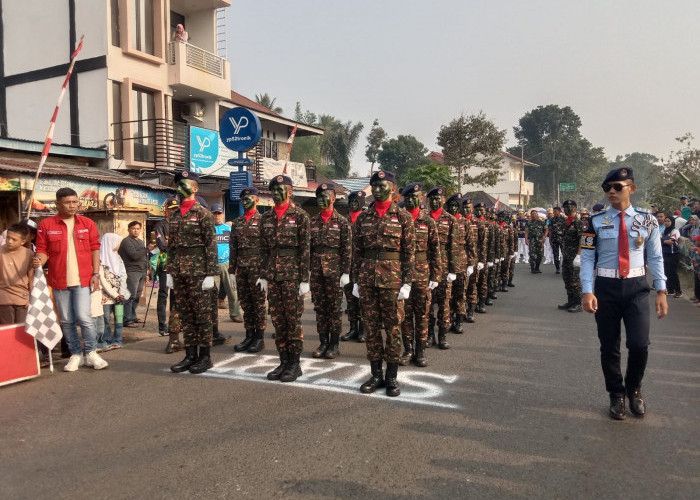 98 Regu Pelajar Meriahkan Lomba Gerak Jalan Tingkat SMP dan SMA