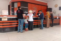 Penjualan Materai dan Pengiriman Paket di Kantor Pos Pagaralam Meningkat Taja