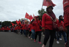 Ratusan Buruh Aksi Didepan Kantor DPRD Sumsel