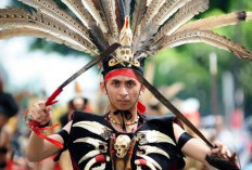 Banyak yang Nggak Tahu, Ini 7 Pakaian Tradisional Suku Kalimantan! Simak Ini Penjelasanya