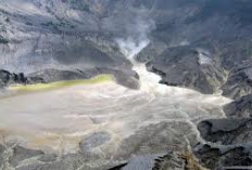 Misteri Kawah Ratu  Gunung Salak: Antara Legenda dan Mitos yang Menyelimuti