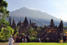 Suara Gaib di Lereng Gunung Agung, Kisah Nyata dari Para Pendaki!