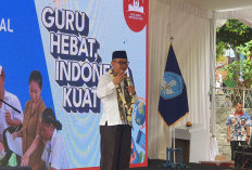 Luncurkan Bulan Guru Nasional 