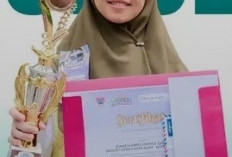 Siswi MTs Al Azhar Raih Juara 1 Lomba Tahfidz Qur’an di Festival Ramadan