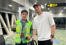Elkan Baggott Resmi Mendarat di Indonesia, Begini Penampakannya!