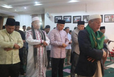 Pj Wako – OPD Silaturrahim Melalui Sholat Isya dan Tarawih Berjama’ah