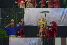 Mahasiswa STKIP Muhammadiyah Pagar Alam Hidupkan Budaya Besemah Lewat Teater