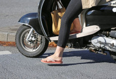 Penting! Ini Dia Risiko Naik Motor Menggunakan Sandal Jepit, Ini Ulasan Lengkapnya!