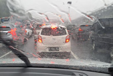 Ini Strategi Efektif Mengemudi Mobil di Musim Hujan, Cek Selengkapnya Disini!