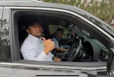  Kembalikan Mobil Dinas Rp 8,49 M