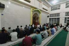 Tarawih Perdana Ramadan di Kampus STKIP Muhammadiyah Disambut Antusias Jamaah