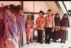 Ajarkan Siswa Peduli Melalui Giat Berbagi Kasih