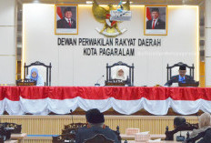 Wakil Ketua II DPRD Kota Pagaralam Buka Rapat Paripurna VI