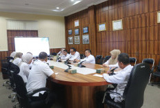 Asisten III Setdako Pagar Alam Pimpin Rapat Pengurus KORPRI