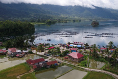 Banyak yang Nggak Tau, Ternyata Ini Asal-usul Danau Maninjau  yang populer