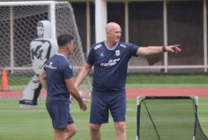 ‘Mata di Langit’ Timnas Indonesia, Peran Krusial Simon Grayson di Balik Strategi Garuda