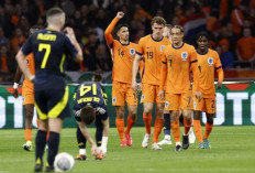 FIFA Matchday -  Belanda Bantai Skotlandia 4-0, Gelandang Keturunan Indonesia Pecah Telur 
