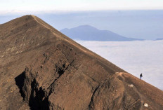 Pendakian Gunung Agung: Jelajah Puncak Tertinggi Bali