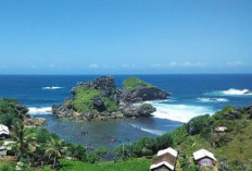Menikmati Keindahan Pantai di Yogyakarta, Surga Kolam Alami dan Laguna!