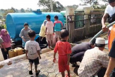 Kucurkan Bantuan 3.000 Liter Air Bersih