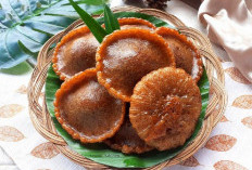 Apa sih Jajanan Tradisional Viral? Ini Dia Guys Resep Kue Cucur Garing dan Bersarang, Anti Gagal!