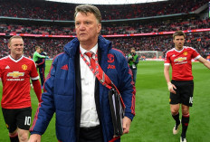 4 Klub Raksasa Dunia yang Pernah Dilatih Calon Pelatih Timnas Indonesia Louis van Gaal, Nomor 1 MU
