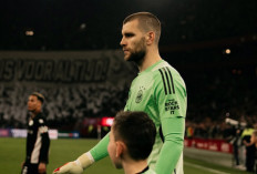 Debut Gemilang Maarten Paes Bersama Ajax Amsterdam