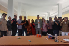 PT Dempo Tirta Lestari Bantu Air Bersih Masyarakat Talang Surabaya