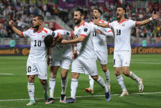 Iran Juara Grup C