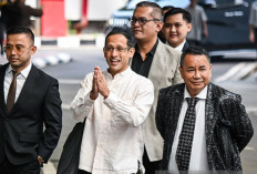 Hotman Paris Bela Nadiem Makarim