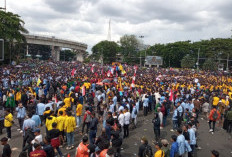 Ribuan Mahasiswa Gabungan se-Sumsel Padati Gedung DPRD Sumsel