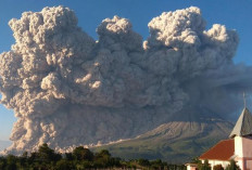 Melihat Fenomena Lahar Dingin di Gunung Sinabung, Ancaman Tersembunyi!