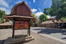 Melihat Desa Sade, sebuah desa tradisional yang terletak di Pulau Lombok, Nusa Tenggara Barat