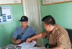 Lurah Atung Bungsu Ajak RT / RW Tingkatkan Pelayanan Warga