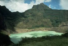 Pendaki Wajib Tau! Inilah Kisah Mistis yang Ada di Gunung Kelud, Salahsatunya Lengenda-lengenda