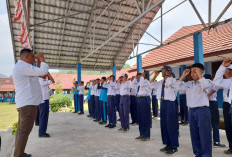 SMP Negeri 3 Gelar Latihan Gerak Jalan