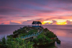 Referensi Destinasi Wisata Yang Populer Di Yogyakarta: Pantai Kukup Gunungkidul