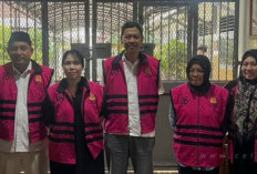Vonis Berbeda Terdakwa Korupsi Rp5,3 M
