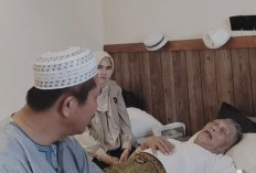 Jelang Armuzna, Wako Jenguk Jama’ah Haji Lansia yang Sakit