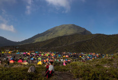 Penuh dengan Legenda, Bukit Kaba cocok buat Healing di Awal Tahun 2024!