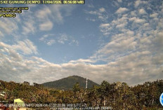 Gunung Dempo Cerah, Status Waspada Belum Diturunkan