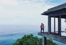 Rekomendasi Destinasi Wisata Unik di Lombok, Villa Hantu 