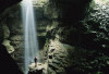 Bak Seperti Cahaya Surga Dari Dalam Gua Jomblang, Ternyata Ini yang Ada di Gunungkidul Yogyakarta!