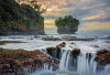 Membuka Tabir Wisata Pantai Sawarna Penuh Sejarah Masa Lalu