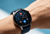 Review Smartwatch Samsung Galaxy: Pemantauan Kesehatan Lengkap, Tahan Air Andal & Harga Resmi!